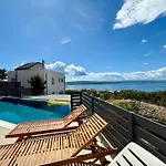 In 50293 Villa