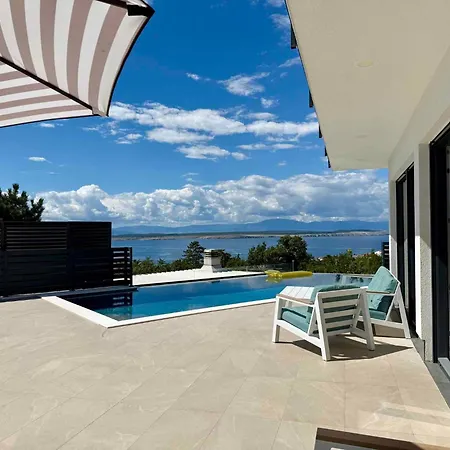In 50293 Villa