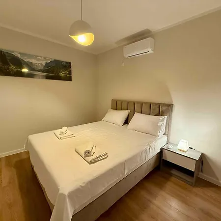 In 50293 Villa *