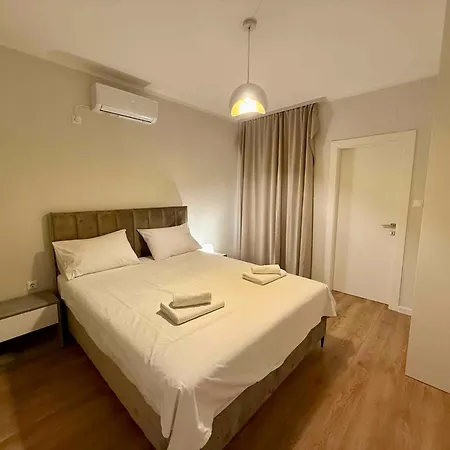 In 50293 Villa *