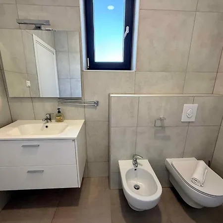 Villa In 50293 Crikvenica