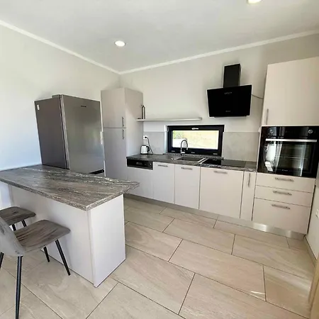 Villa In 50293 Crikvenica