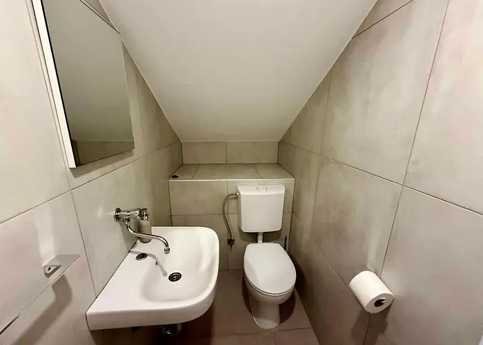 In 50293 * Crikvenica